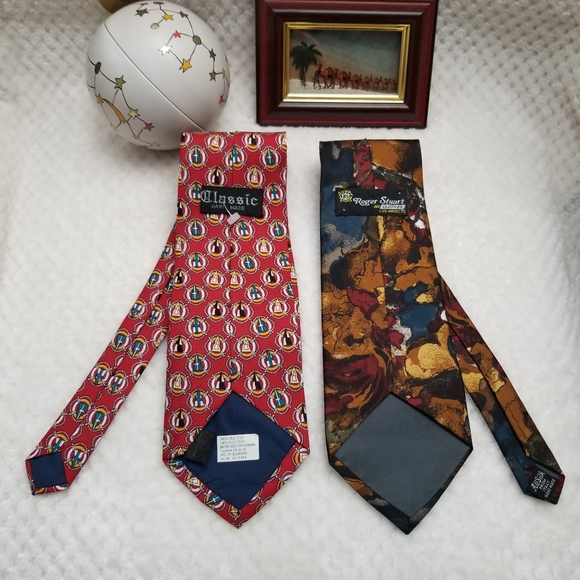 Bundle of 2  pre-loved classic Neckties - Picture 3 of 4